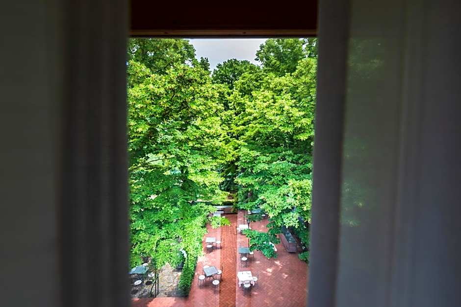 Villa Scacciapensieri Boutique Hotel