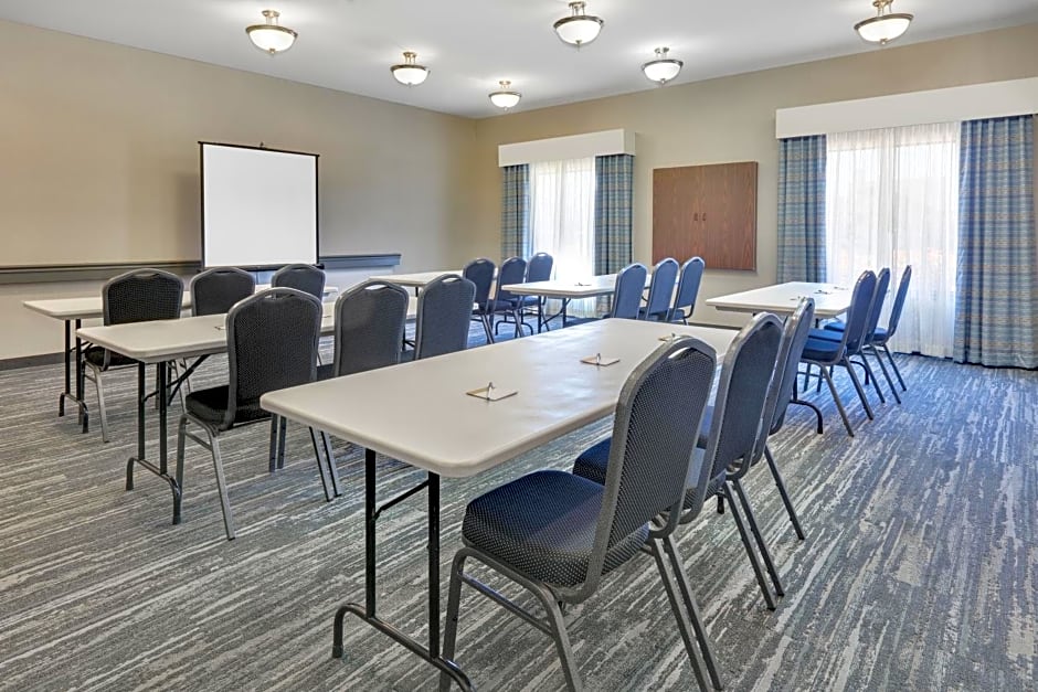Hampton Inn & Suites Childress