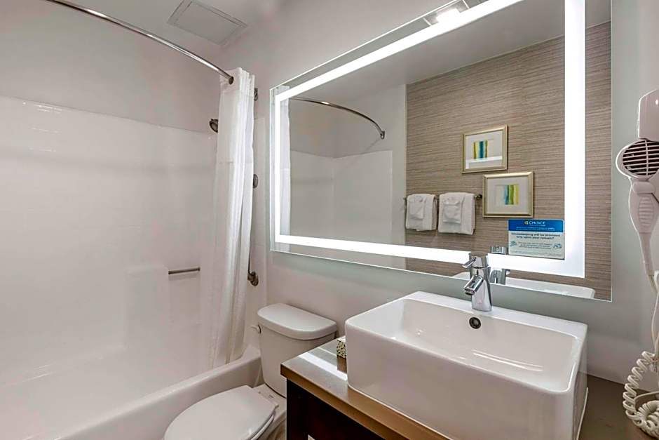 Quality Inn Burbank Airport