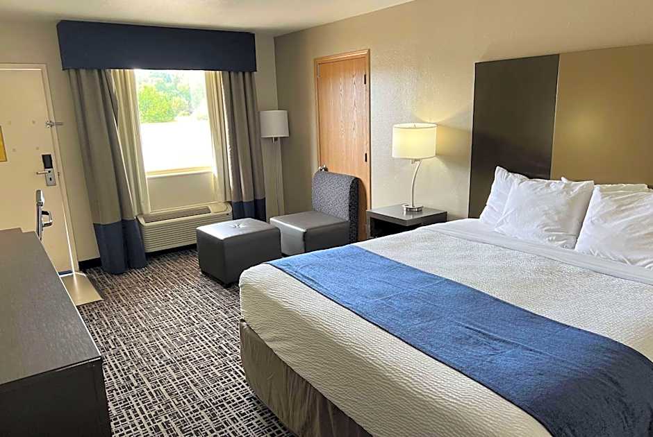 Days Inn by Wyndham Grove