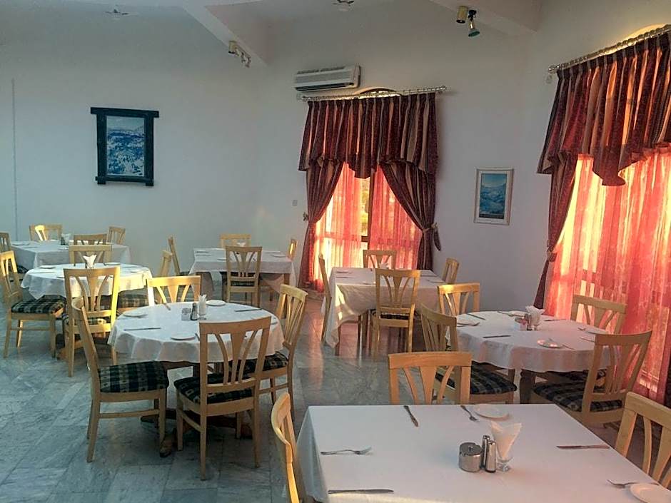 Jabal Akhdar Hotel