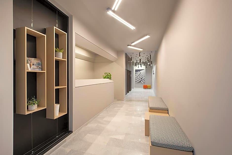 Thisean Modern Suites By Athens Stay