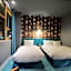 Modern Inn