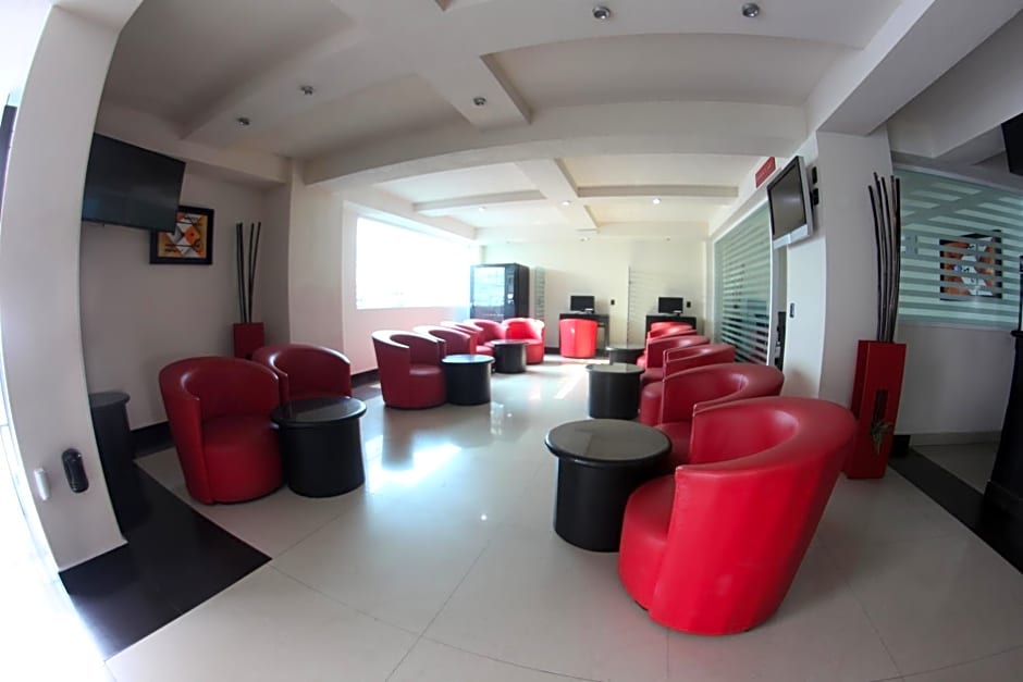 Hotel Portonovo Plaza Malecon