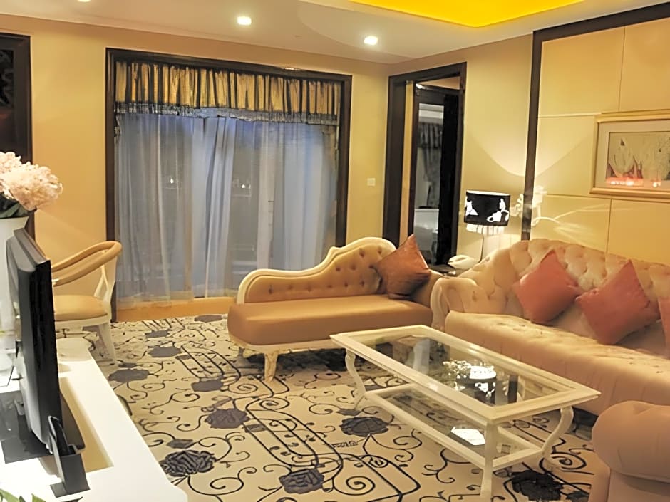 Country Garden Phoenix Hotel Yunfu