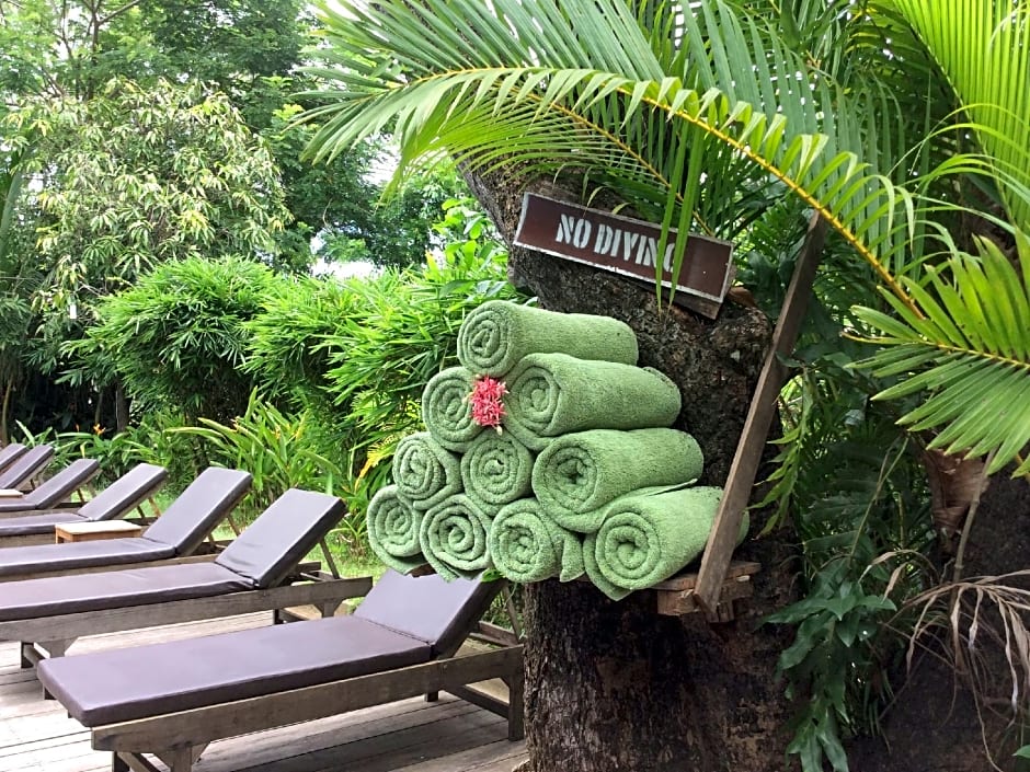 Sambor Village Hotel