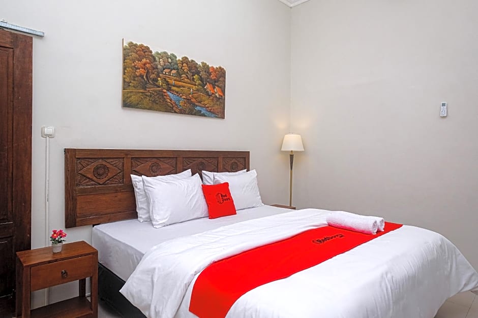 RedDoorz Syariah @ Ndalem Pusponyidro Klaten