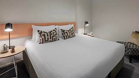 Executive Studio City View