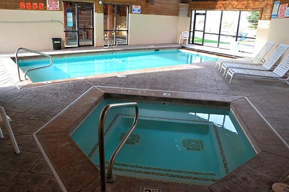 Daniels Summit Lodge