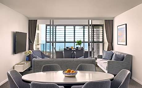 Meriton Suites Broadbeach