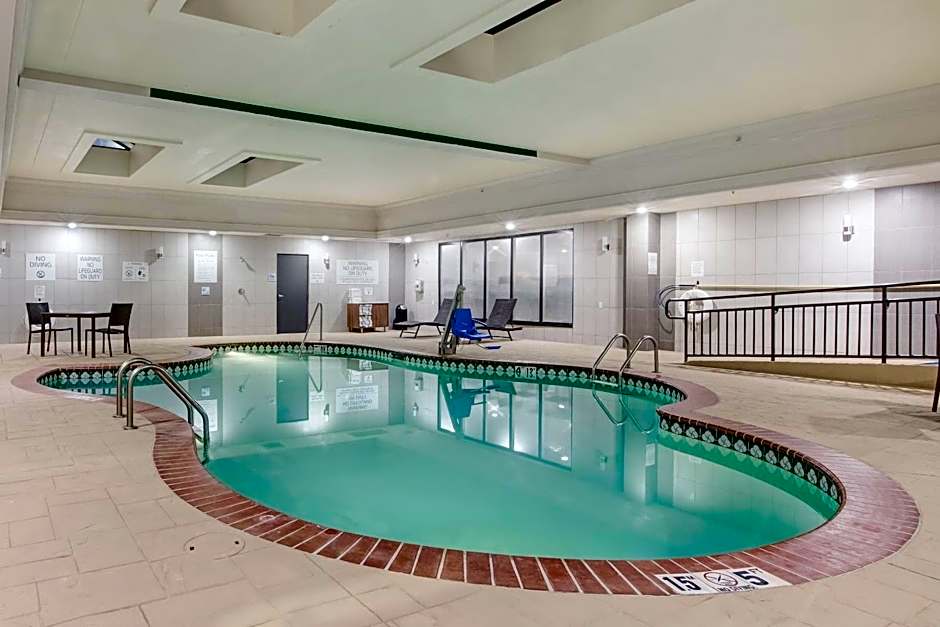 Holiday Inn Express And Suites Longview North By IHG