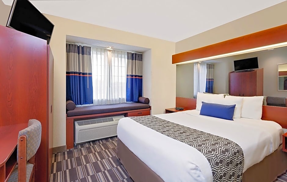 Microtel Inn & Suites By Wyndham Middletown