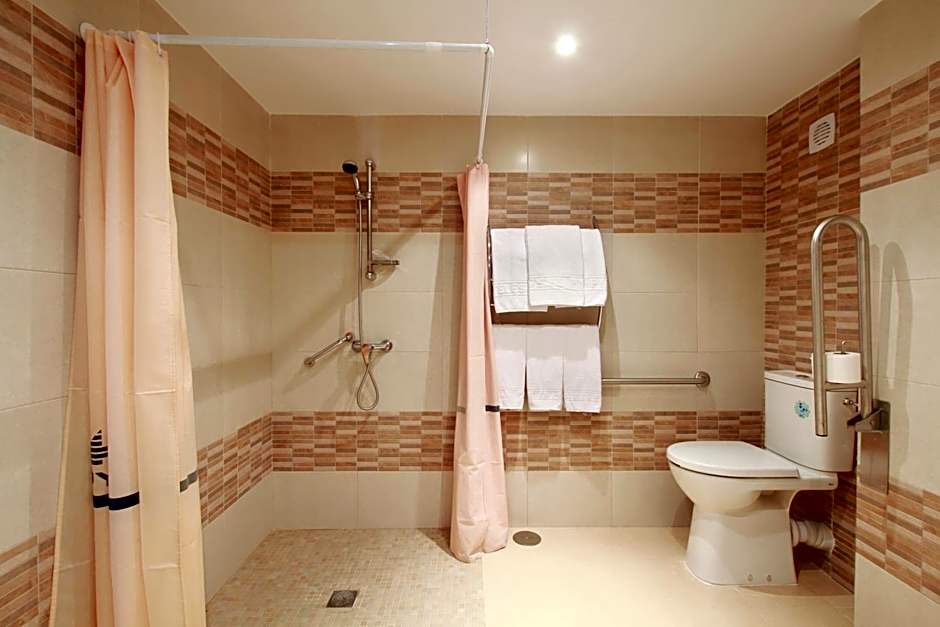 Hotel Apartamentos Pyr Fuengirola