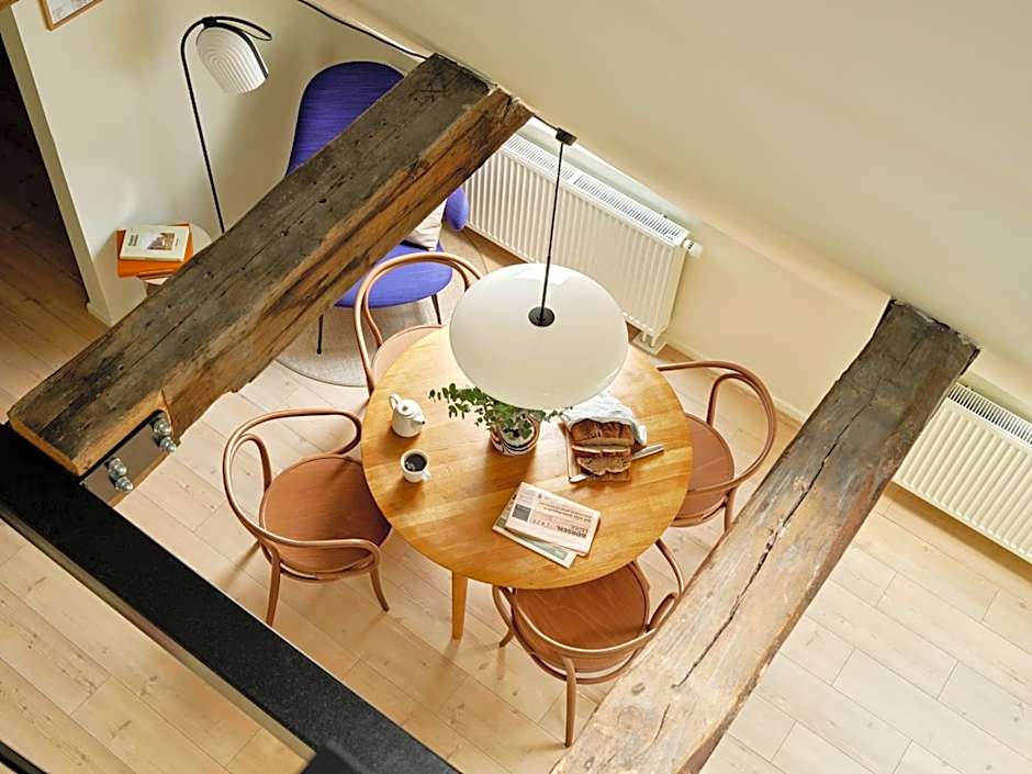 Apēron Apartment Hotel