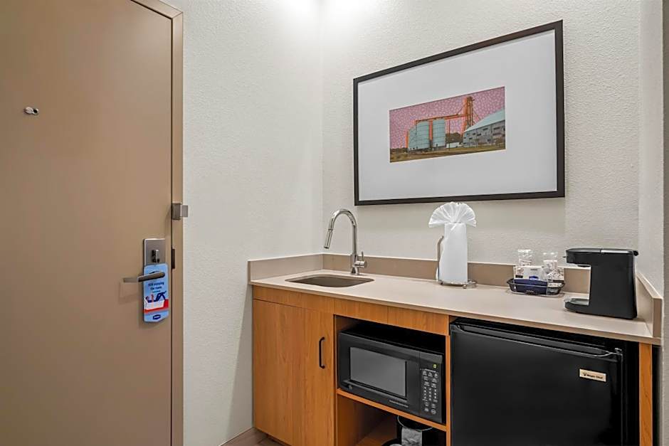 Hampton Inn By Hilton & Suites Waxahachie