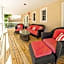 Canalside Inn