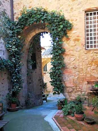 L Antico Borgo di Torri