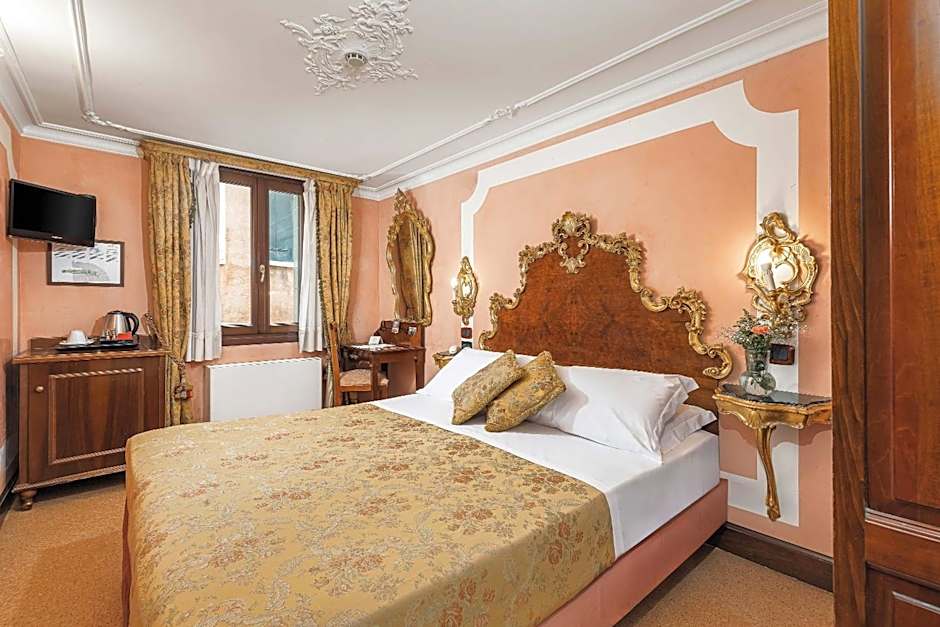 Hotel San Moise