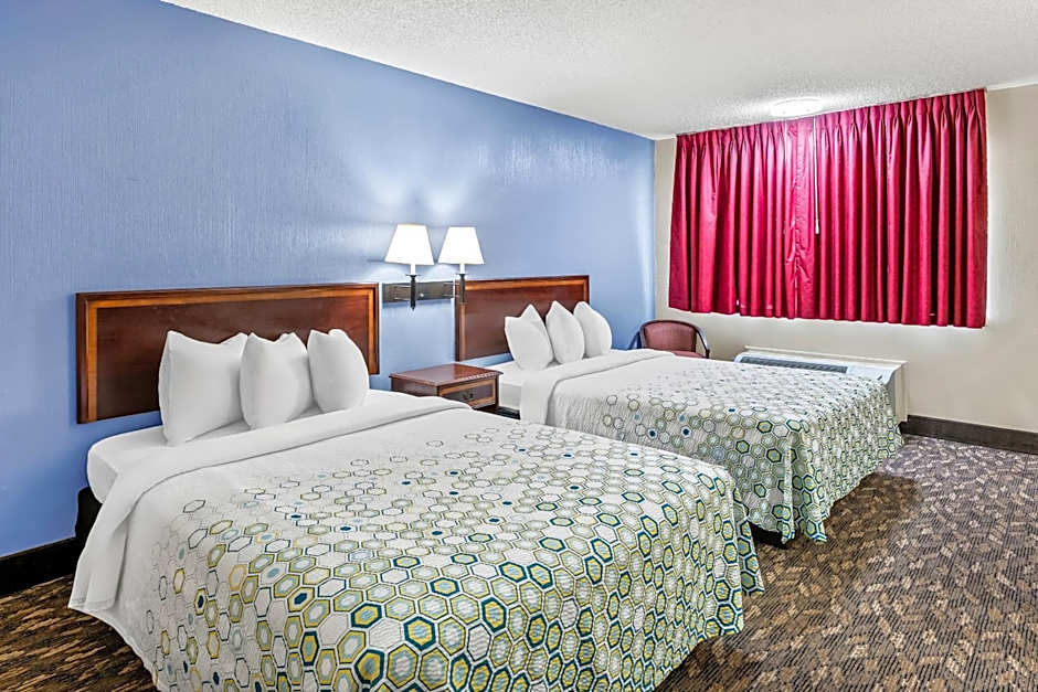 HomeTowne Studios Yuba City Bonanza - Marysville