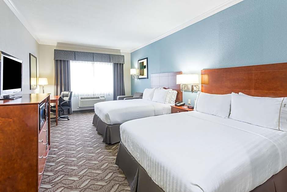 Holiday Inn Express Hotel and Suites Lake Charles By IHG