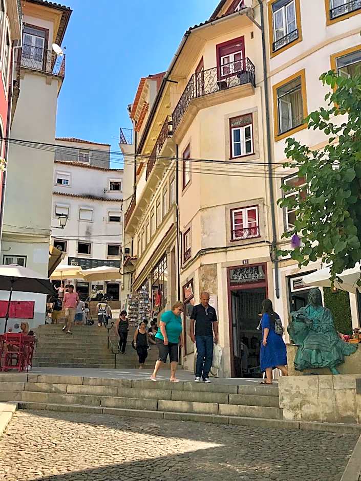 Change The World Hostels - Coimbra - Almedina