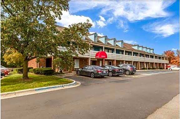 Travelodge by Wyndham Canton-Livonia Area, MI