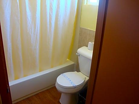 Queen Room - Disability Access