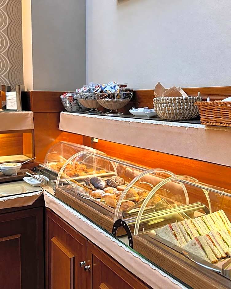 Elena Hotel