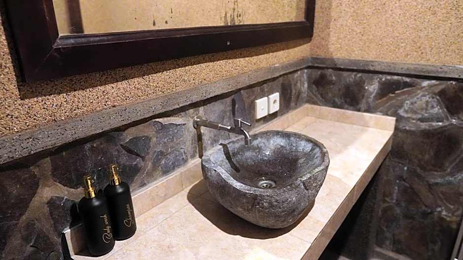 Oma In Pemuteran Bali