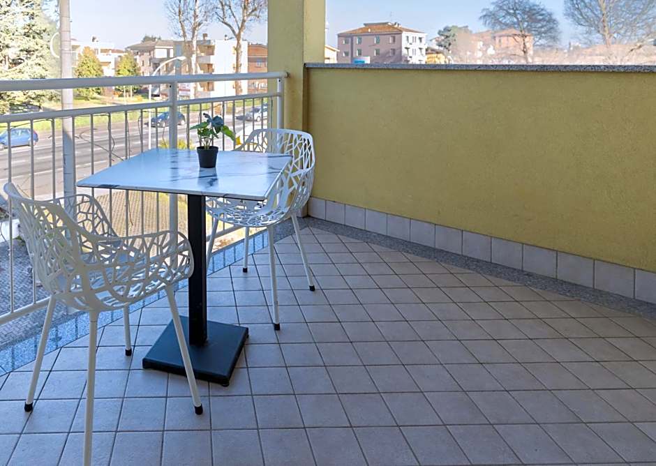 Hotel Giallo
