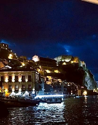 Romeo e Giulietta Scilla