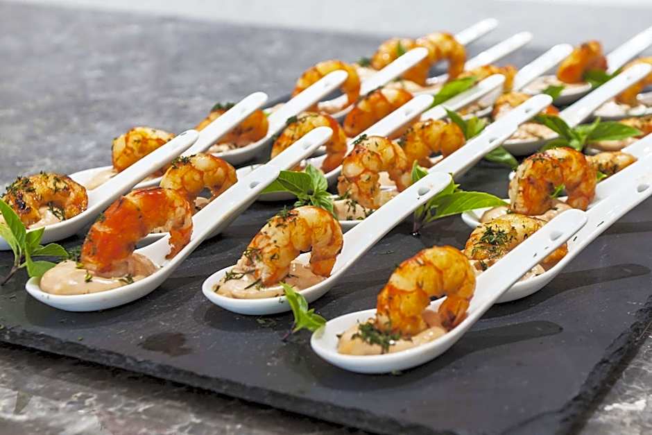 Royal Marmin Bay Boutique & Art Hotel