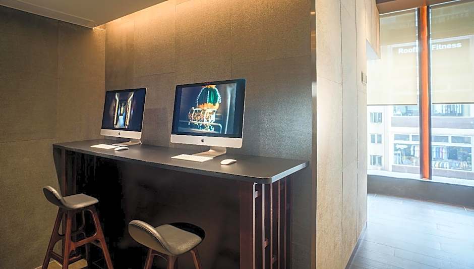 Soravit on Granville