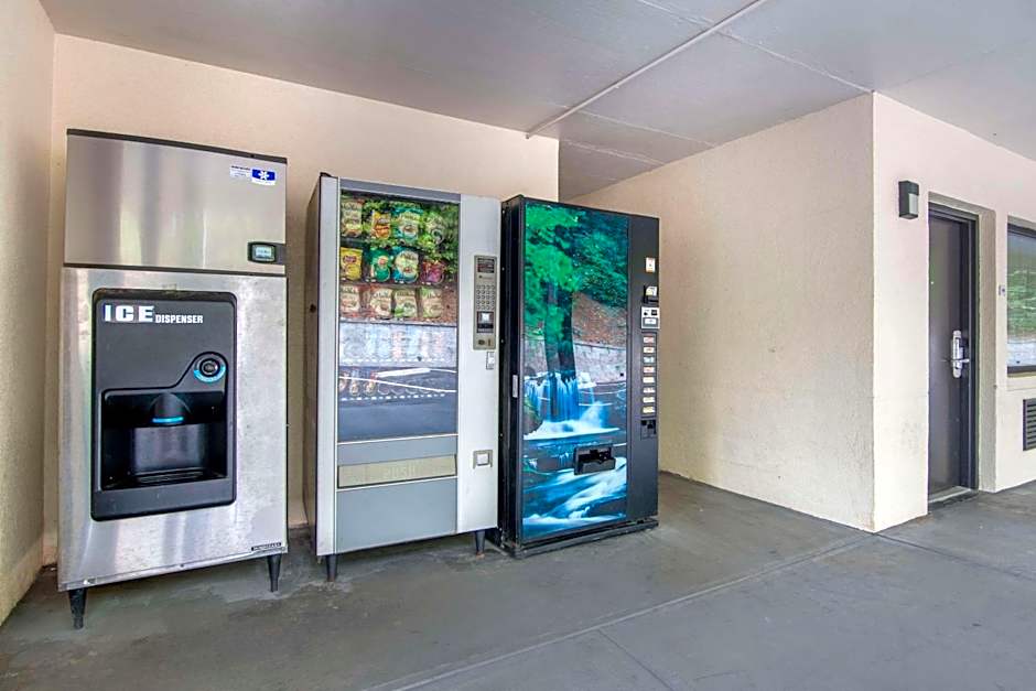 Quality Inn & Suites Athens University Area