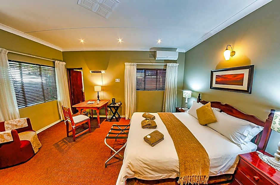 Amper Bo Guest House