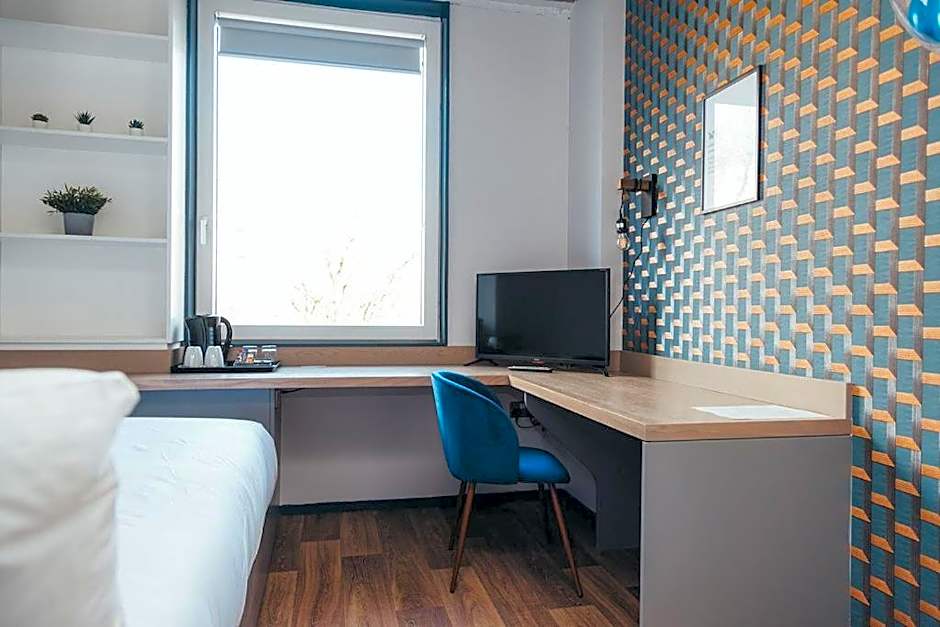 Quarter by the Warren Collection