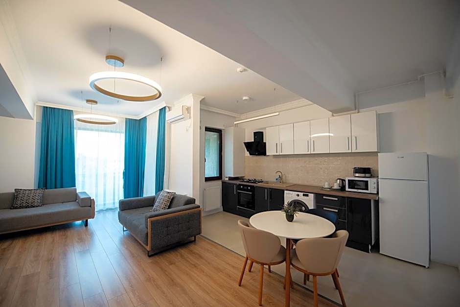 Solid Magic Apart Hotel