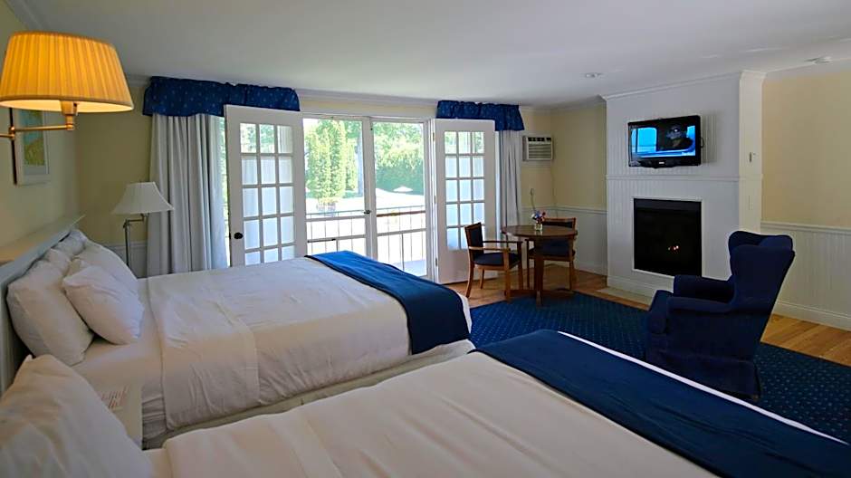 Photo 1 of 4 of Superior 1 King Bed Suite