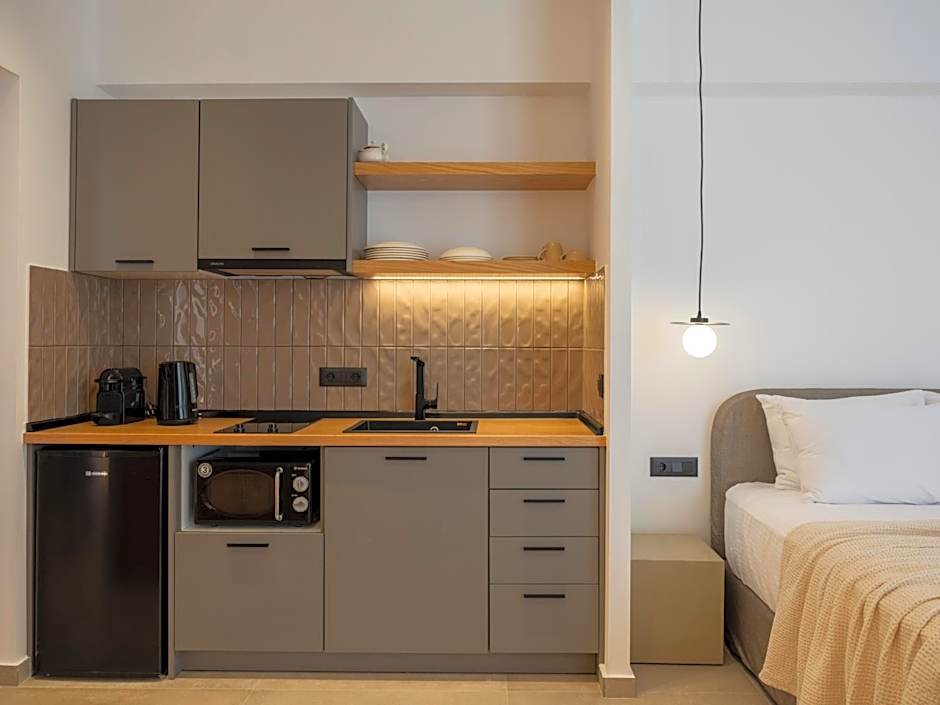 Anemelia way of living