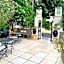 Hotel & Apartments Villa Linda