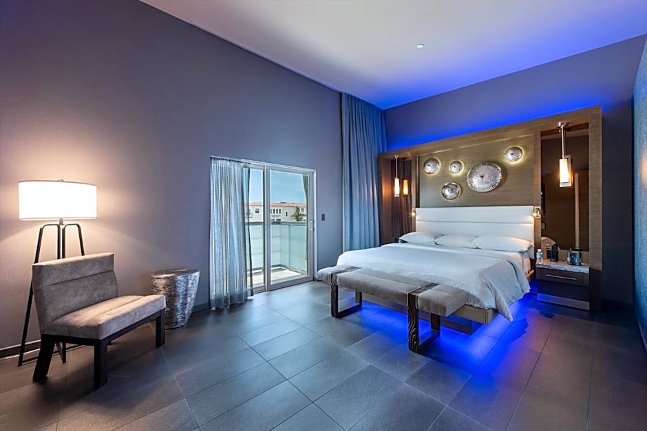 Photo 1 of 6 of Penthouse Suite