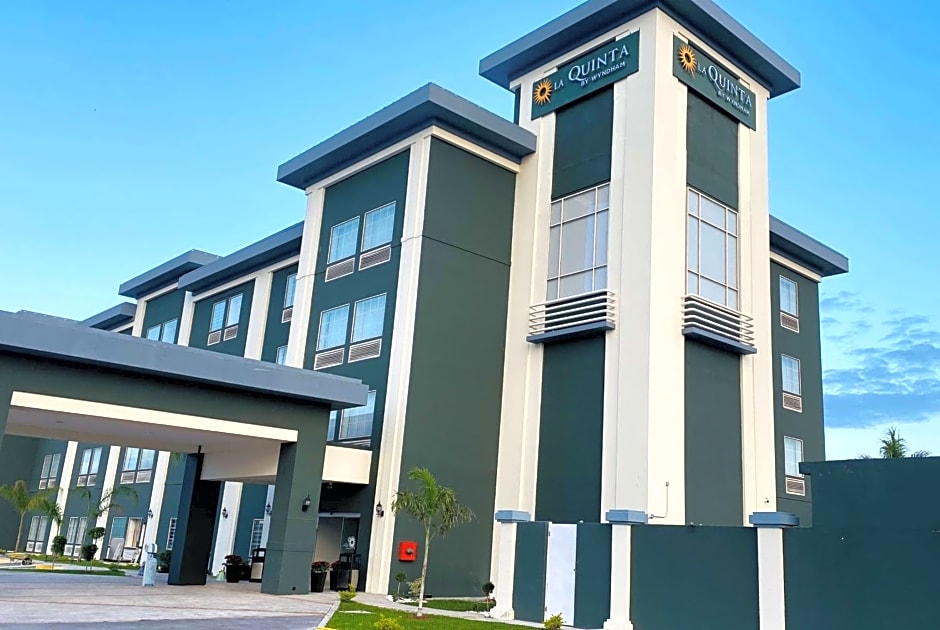 La Quinta by Wyndham Reynosa
