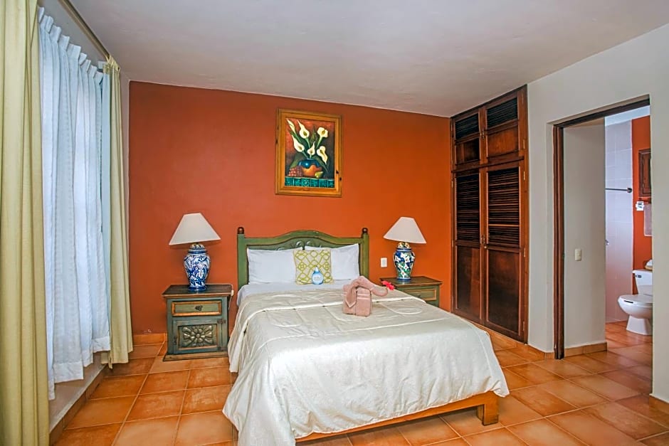 Hacienda San Miguel Hotel & Suites