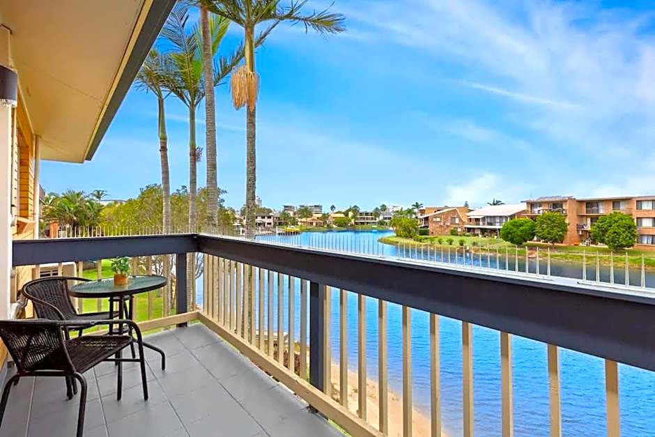 Waterfront Serenity - Steps from Mooloolaba Beach