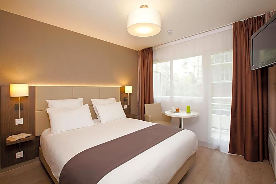 Séjours & Affaires Courbevoie Grande Arche