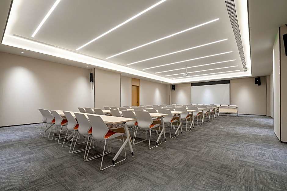 Hanting Hotel Zhuhai Hengqin International Convention and Exhibition Center – Zhuhai, IA