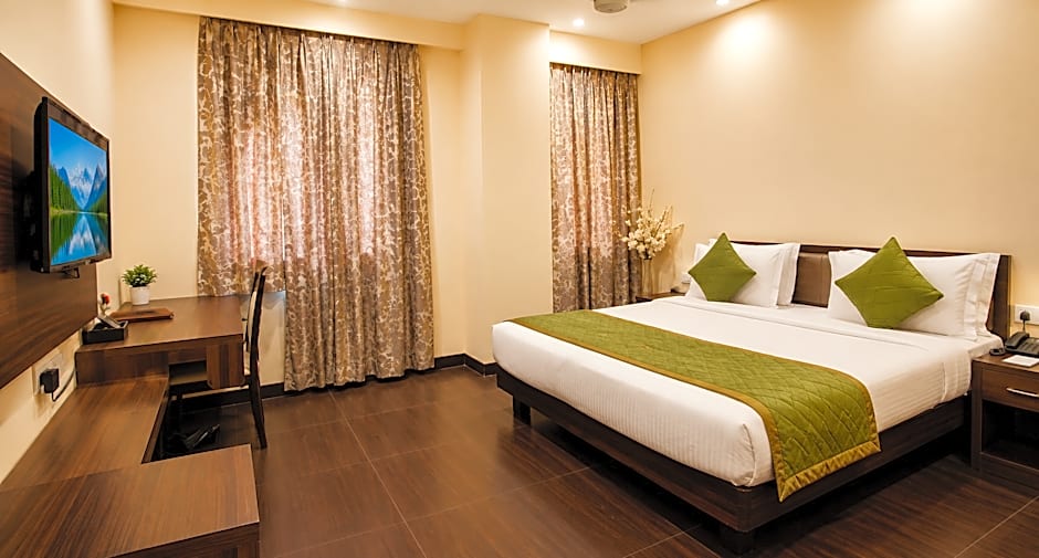 Vijaya Tej Clarks Inn, Patna