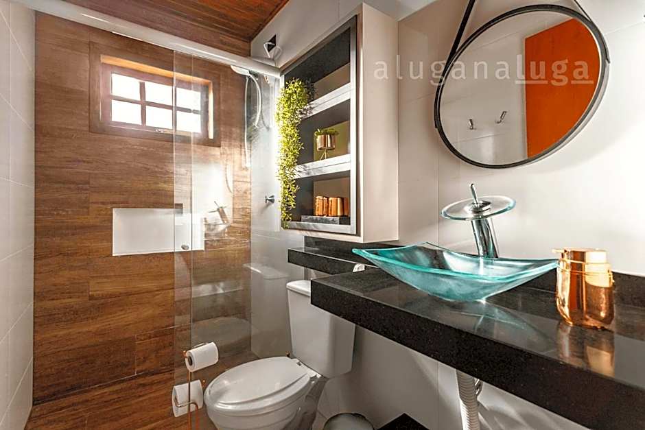 Ogram House - with Jacuzzi 3min to the Beach