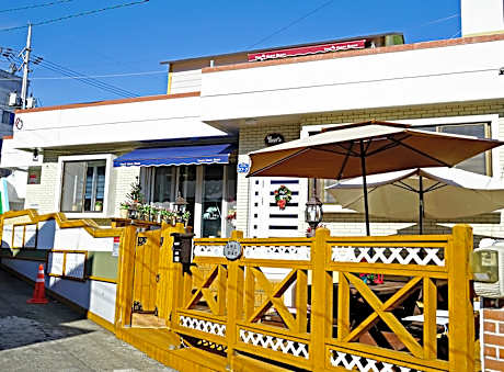 Yours Guesthouse in Tongyeong