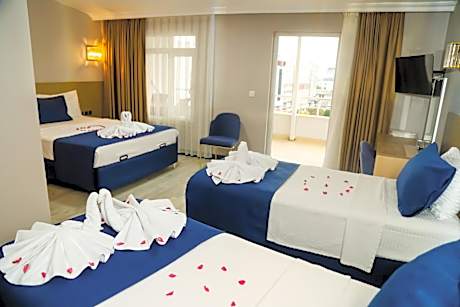 Family Suite with Balcony